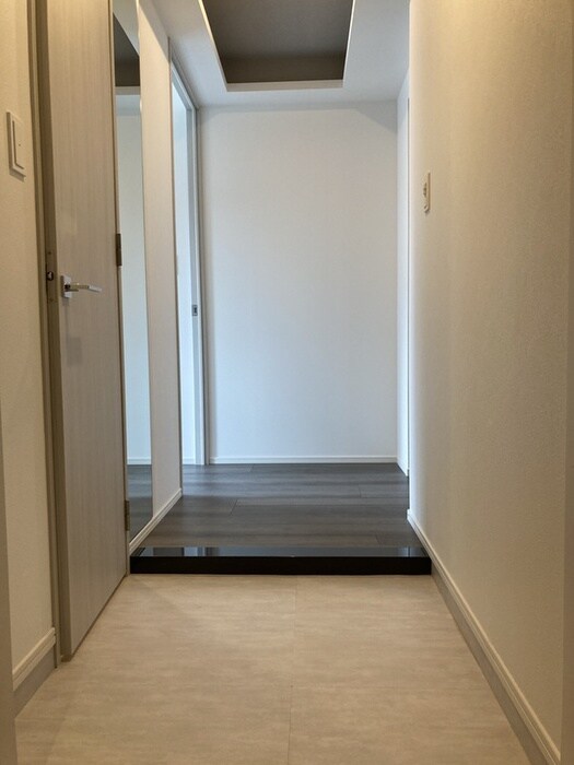 物件内観写真18　(玄関)