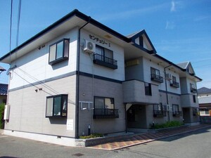 センチュリ－外観写真