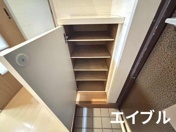 物件内観写真16　(靴箱)