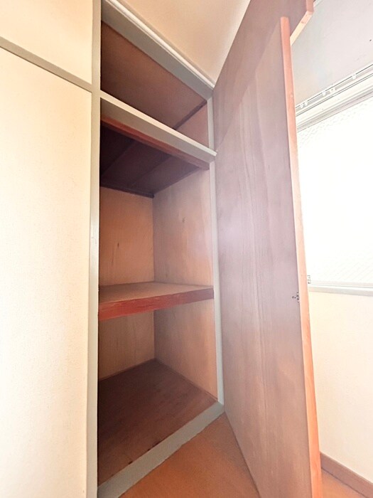 物件内観写真10　(収納)