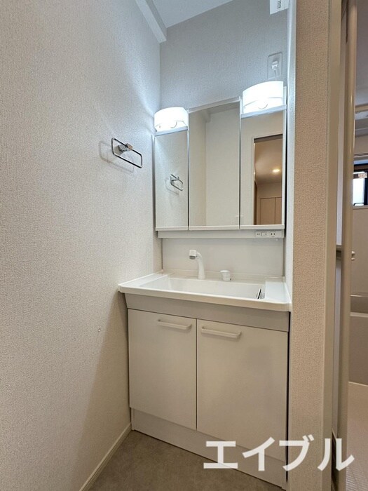 物件内観写真11　(洗面)