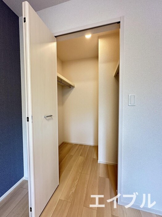 物件内観写真13　(収納)