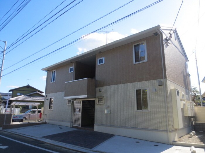 物件外観写真1　(外観写真)