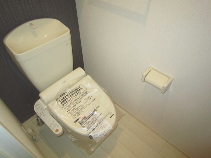 物件内観写真6　(トイレ)