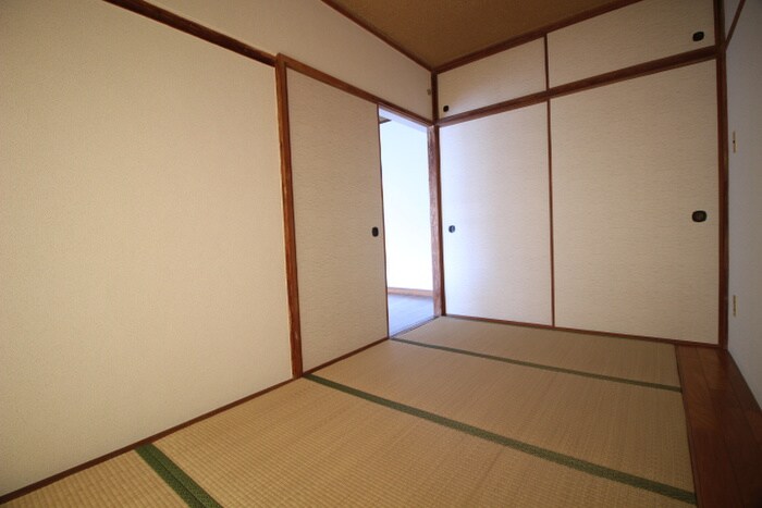 物件内観写真9　(居室)