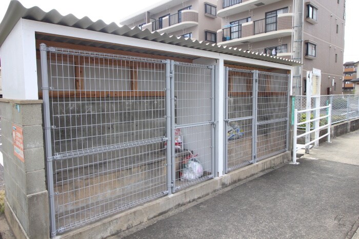 物件外観写真6　(建物設備)