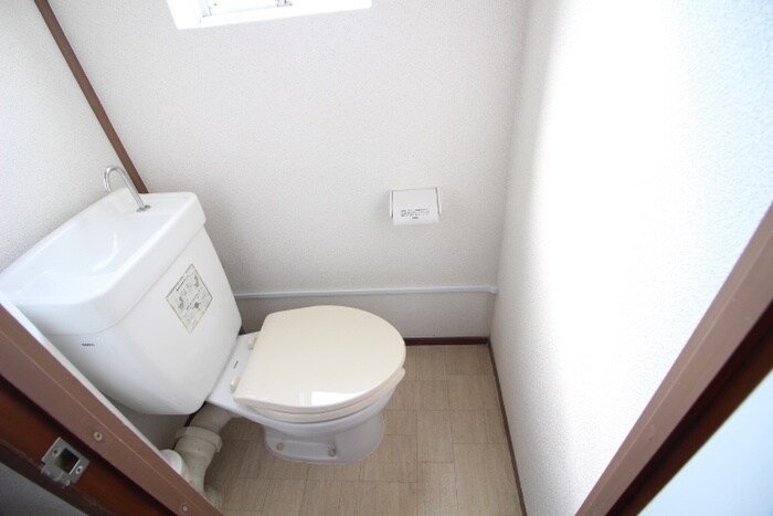 物件内観写真13　(トイレ)