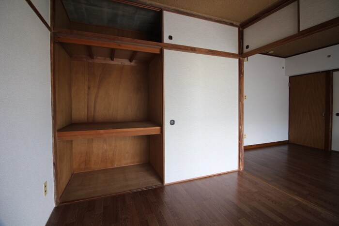 物件内観写真14　(収納)