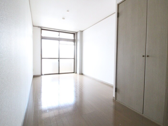 物件内観写真13　(居室)