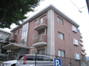 フローレス城南外観写真