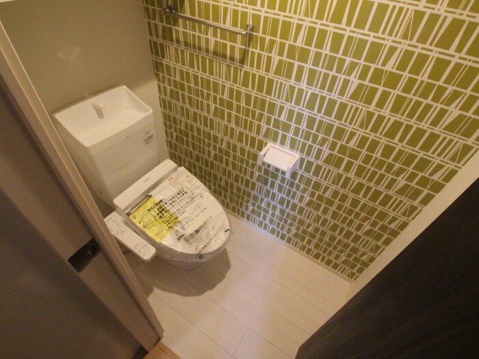 物件内観写真9　(トイレ)