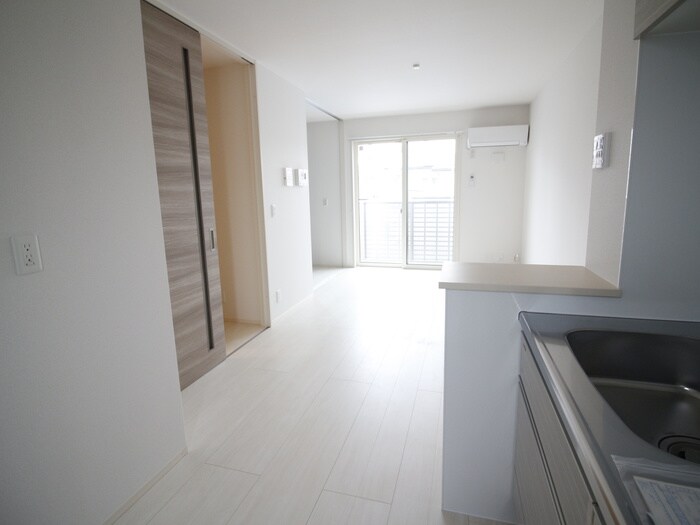 物件内観写真12　(居室)