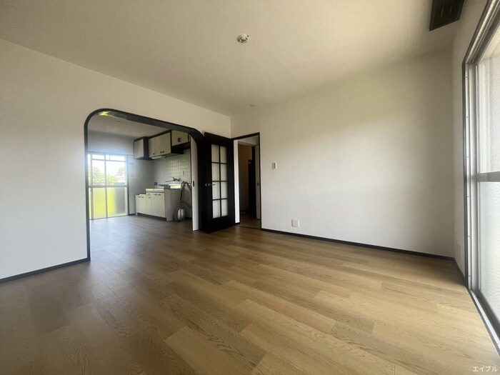 物件内観写真9　(居室)