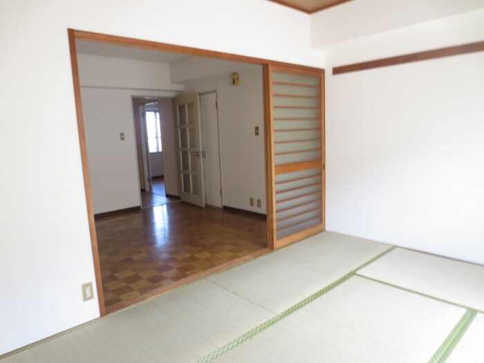 物件内観写真15　(居室)