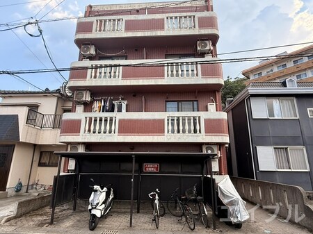 カレッジヒルコート外観写真