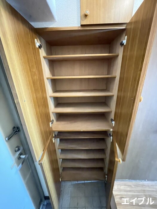 物件内観写真13　(靴箱)