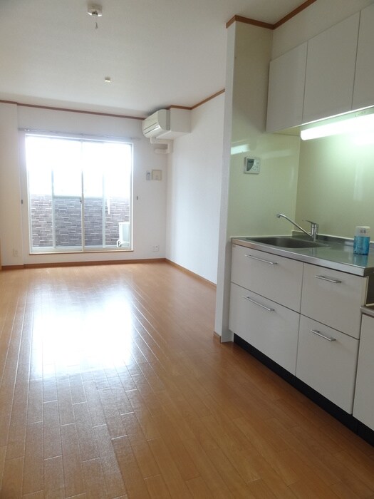 物件内観写真5　(居室)