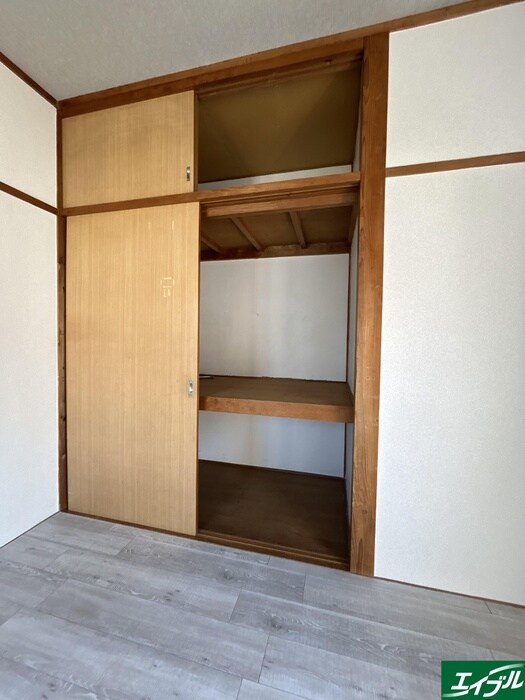 物件内観写真11　(収納)