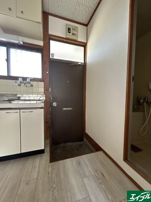 物件内観写真14　(廊下)