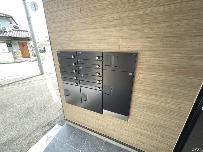 物件外観写真4　(建物設備)