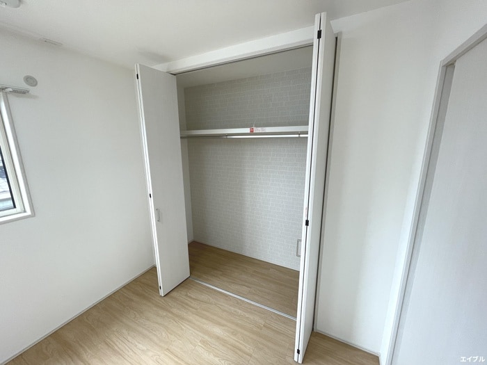 物件内観写真10　(収納)