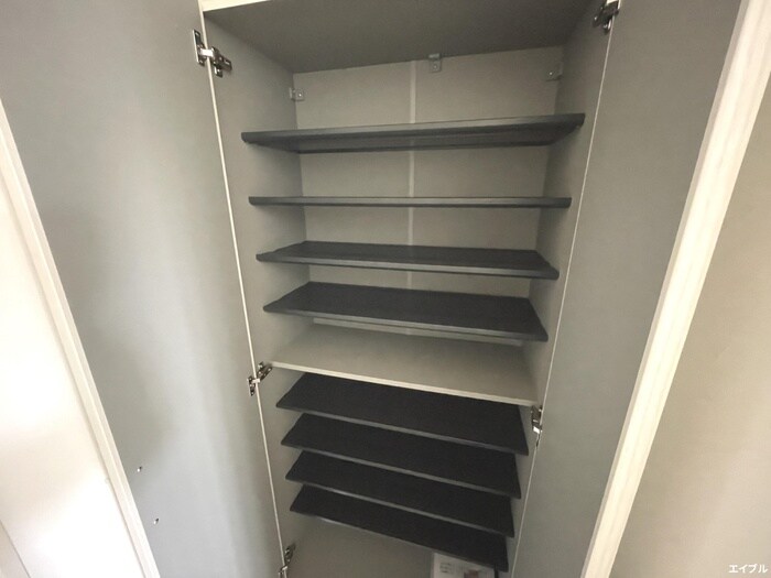 物件内観写真13　(靴箱)