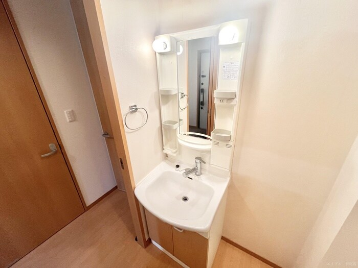 物件内観写真6　(洗面)