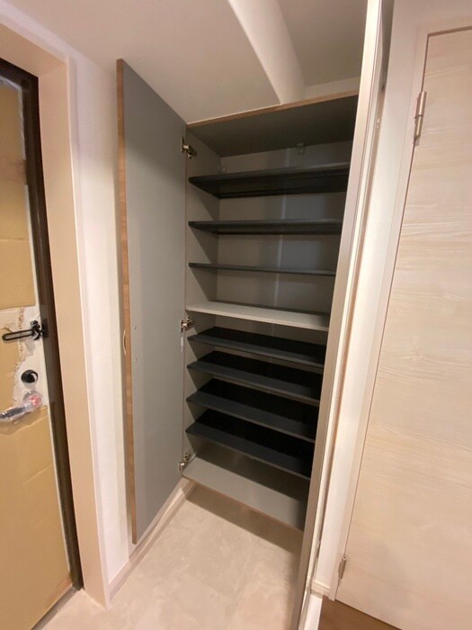 物件内観写真15　(靴箱)