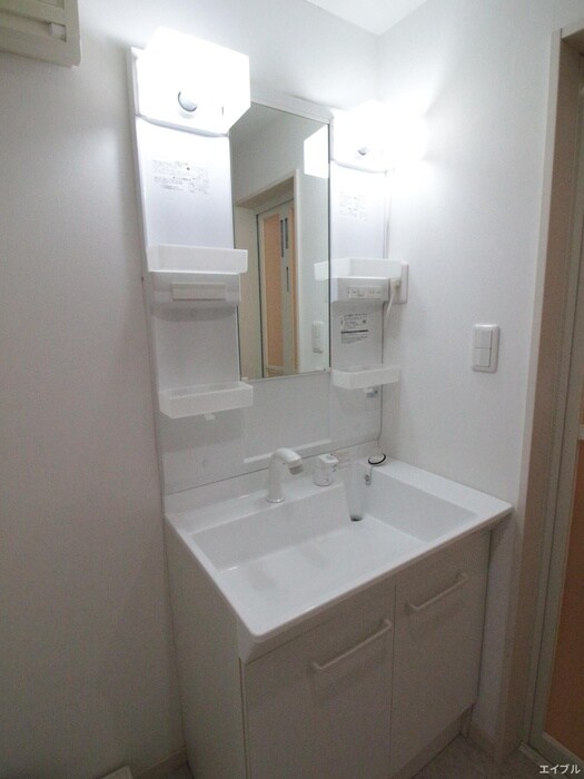 物件内観写真13　(洗面)