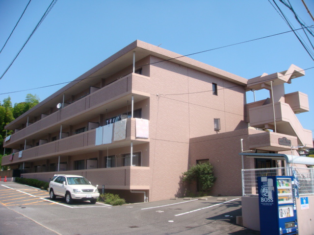 そらとぶくじら　やよい館