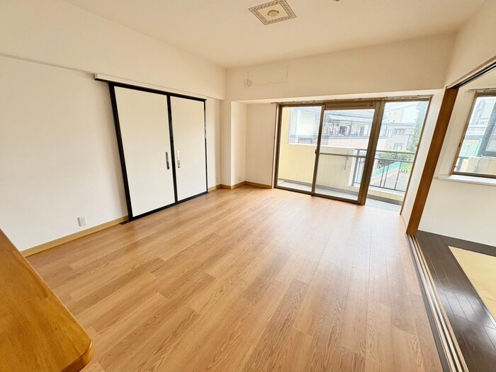 物件内観写真9　(居室)