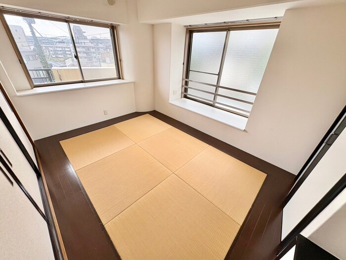 物件内観写真9　(居室)