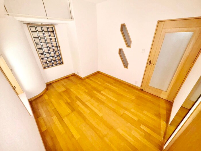 物件内観写真10　(居室)