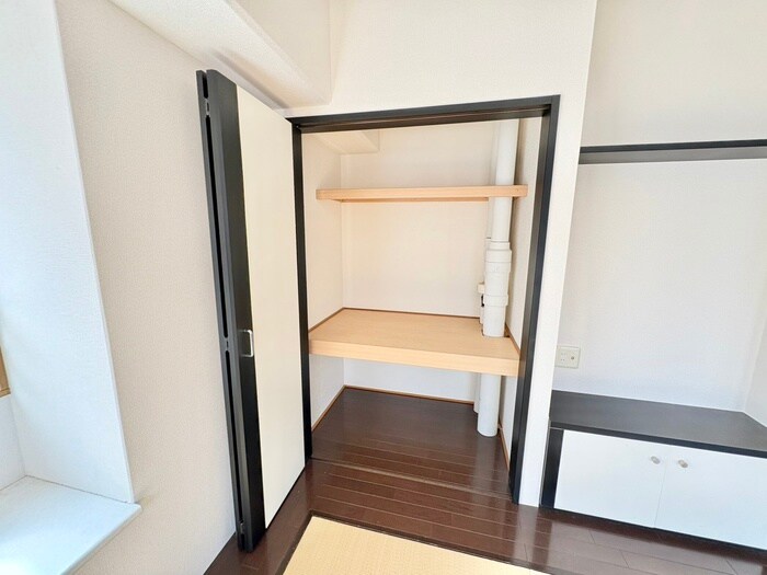 物件内観写真15　(収納)