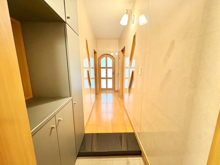 物件内観写真21　(廊下)