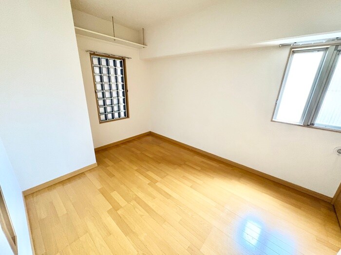 物件内観写真21　(居室)