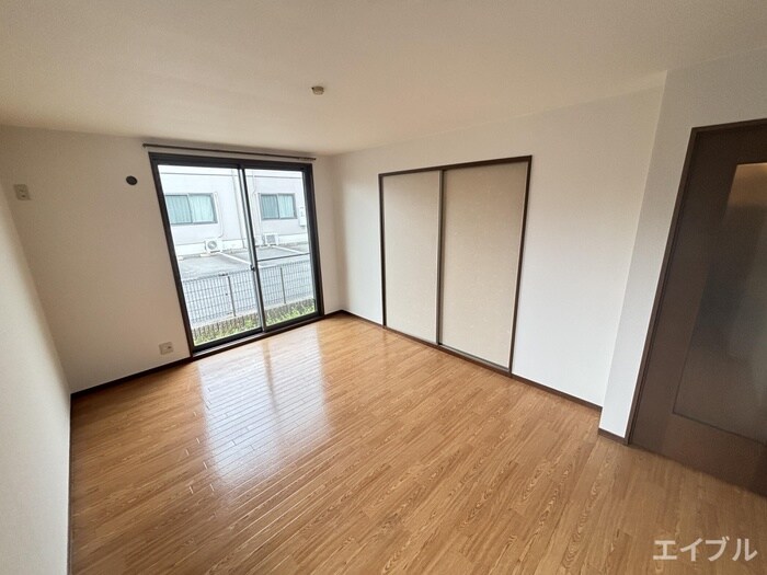 物件内観写真4　(居室)