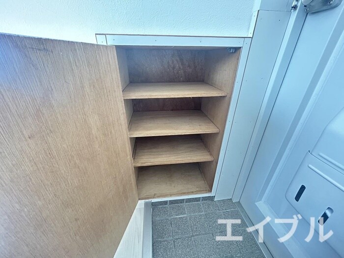 物件内観写真18　(靴箱)