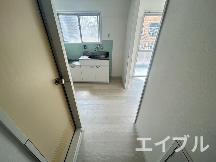 物件内観写真19　(廊下)