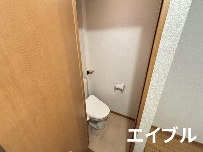 物件内観写真10　(トイレ)