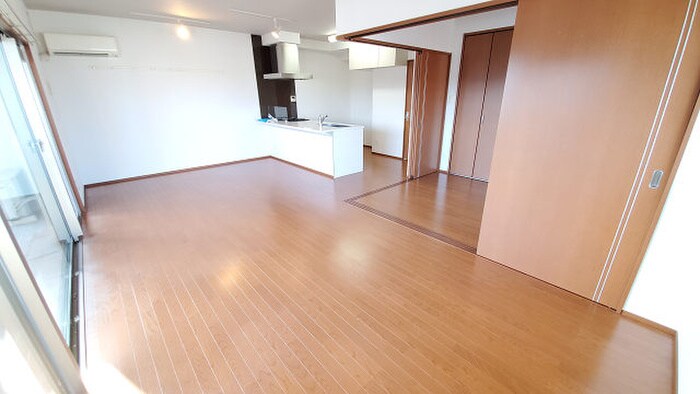 物件内観写真7　(居室)