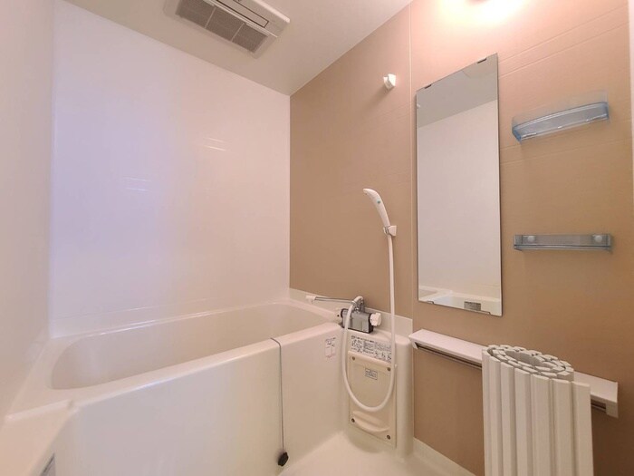 物件内観写真10　(バス／シャワールーム等)