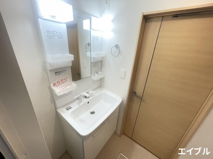 物件内観写真8　(洗面)