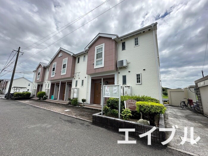 物件外観写真5　(エントランス部分)