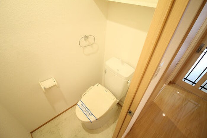 物件内観写真14　(トイレ)