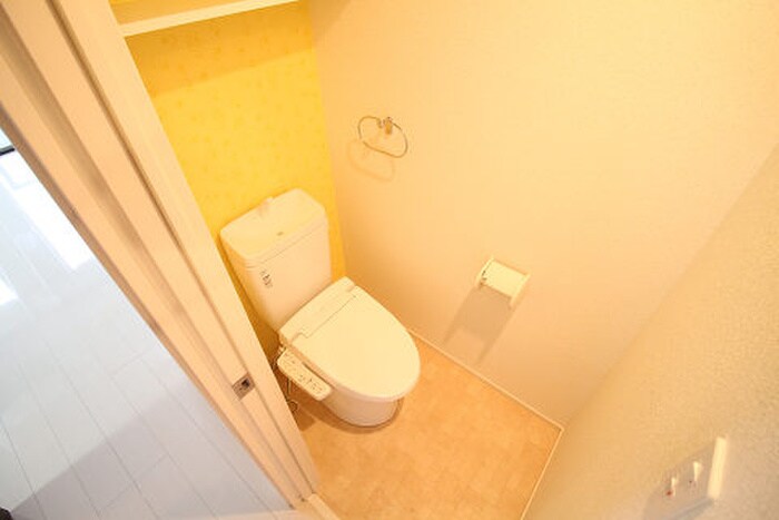 物件内観写真14　(トイレ)