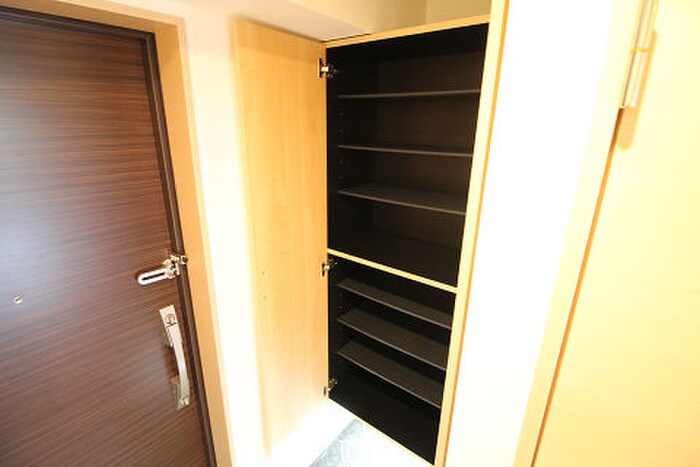 物件内観写真22　(靴箱)