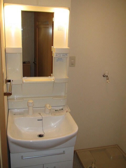 物件内観写真5　(洗面)