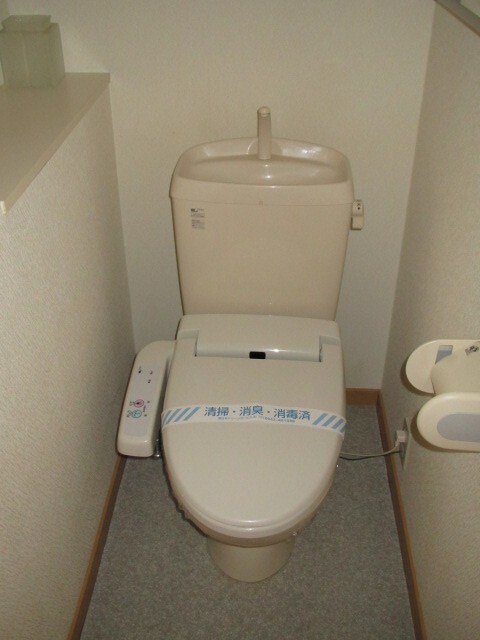 物件内観写真6　(トイレ)