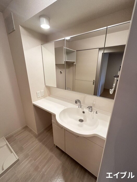 物件内観写真12　(洗面)